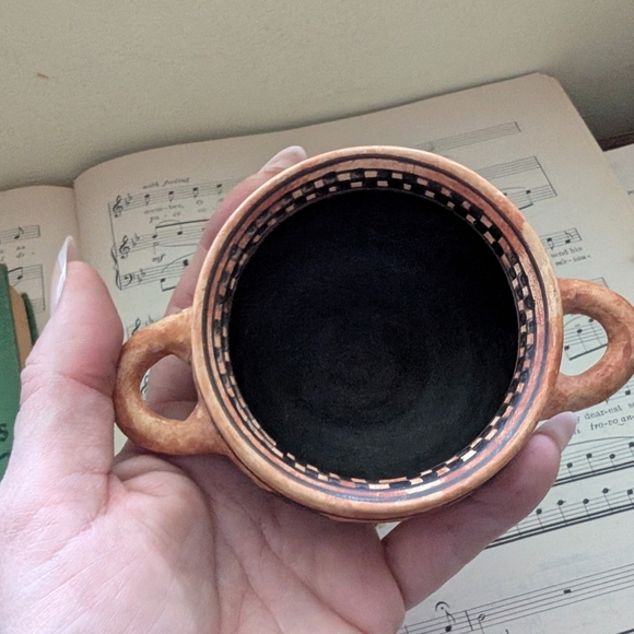 Vintage Greek Mythology Handcrafted Terracotta and Black Decorative Bowl - Picture 6 of 12